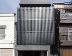 ３階建てプライバシーを守るモダン住宅～埼玉県所沢市～