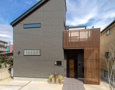 ルーフバルコニーのあるおうち