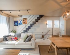 光と抜けを楽しむおうち